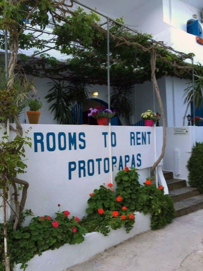 Protopapas Rooms Лутро Екстер'єр фото